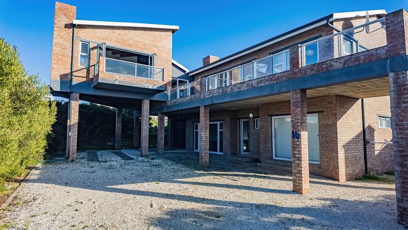 4 Bedroom Property for Sale in Jongensfontein Western Cape